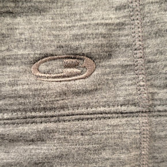 Icebreaker Women’s Mid-Layer Hooded Full Zip Vest L Merino Wool sleeveless top - Picture 7 of 8